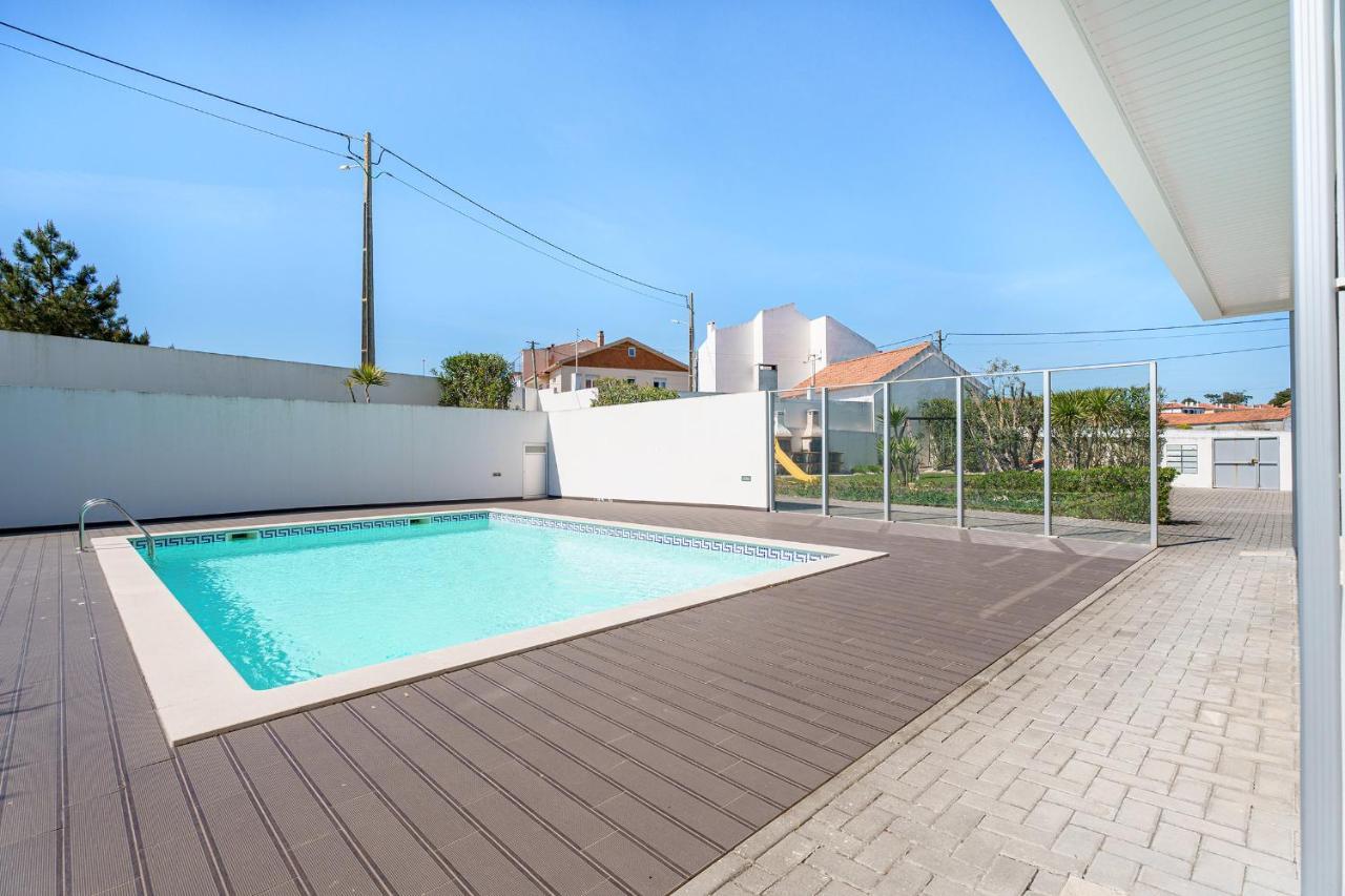 Alohouse Nazare Apartment Екстериор снимка
